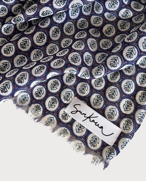 SURKANA Foulard cotone rettangolare stampato con frange   36MOAL221-230